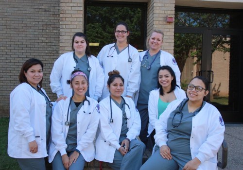 What is the Average GPA of Students Admitted to Academic Programs in McLennan County, TX?