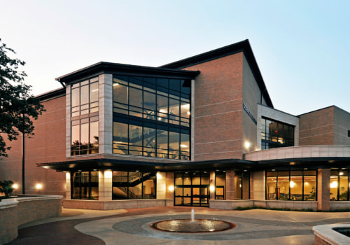 What Are the Entrance Requirements for McLennan Community College?